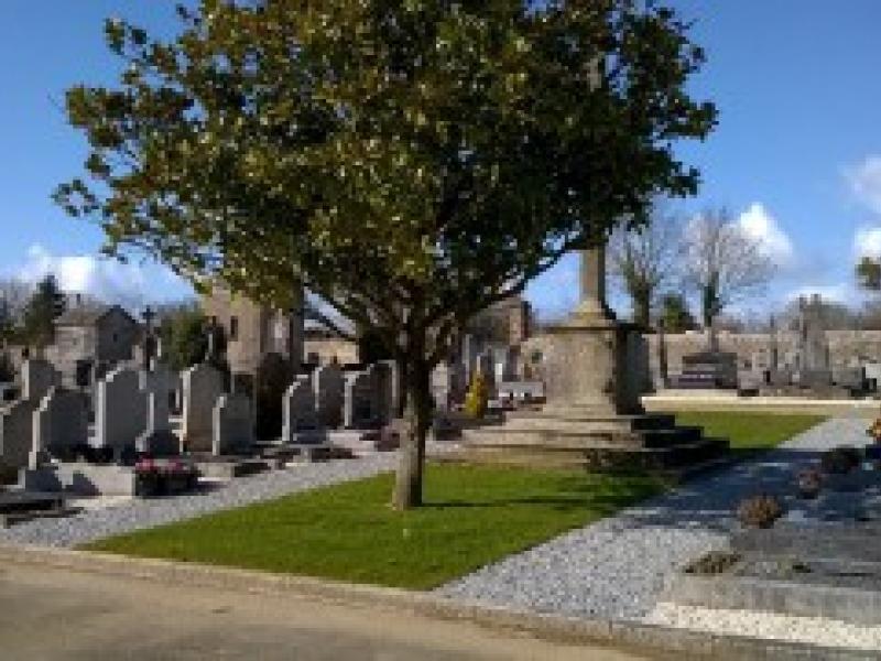 Cimetière d'Ambrières-Les-Vallées