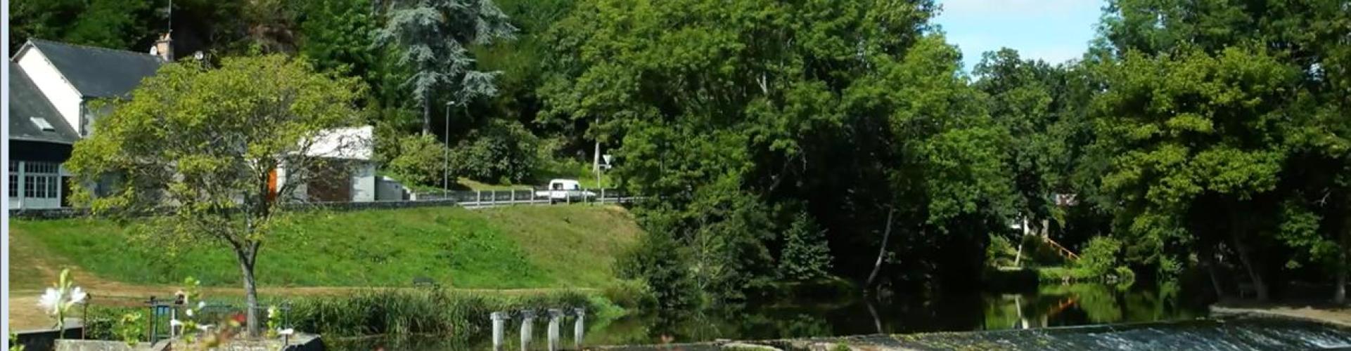 Ambrières Les Vallées vue du bas de ville